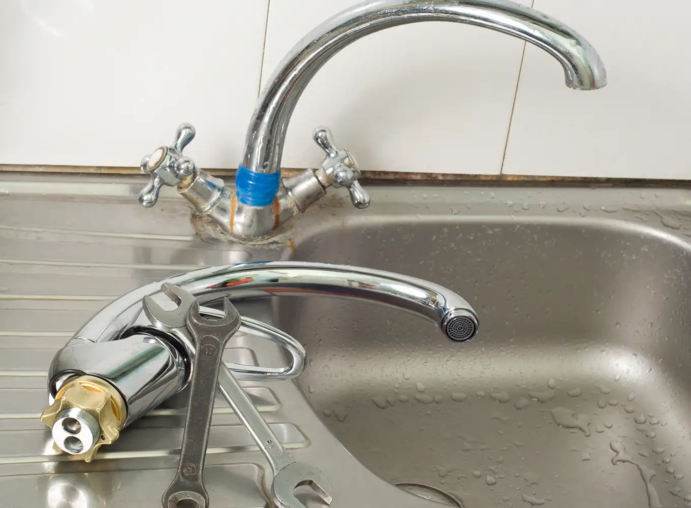 faucet installation and replacement plumbing services in Collinsville IL